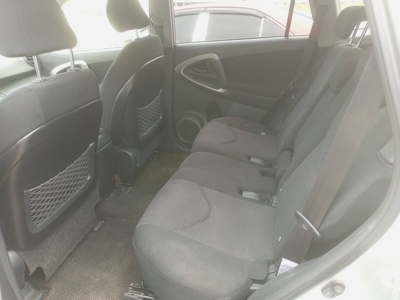 Thumbnail 4 of 2008 Toyota RAV4 Limited